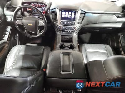 Zdjęcie 8 z 14 samochodu: 2019 CHEVROLET SUBURBAN LT 4WD 5.3L V8 VIN:1GNSKHKC3KR139912 - miniatura