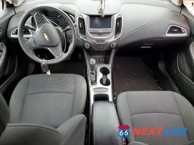 Zdjęcie 8 z 12 samochodu: 2018 CHEVROLET CRUZE LT VIN:1G1BE5SM7J7159896 - miniatura