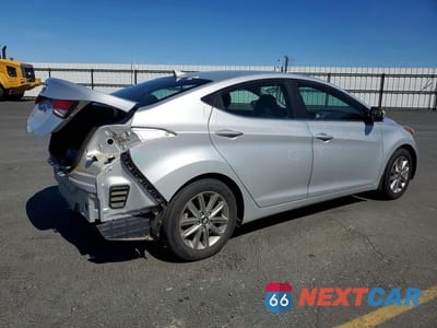 Trzecie zdjęcie samochodu z tyłu: 2015 HYUNDAI ELANTRA SE VIN:5NPDH4AEXFH586701 - miniatura