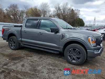 Czwarte zdjęcie samochodu z boku: 2023 FORD F150 SUPERCREW VIN:1FTEW1EP4PKD20582 - miniatura