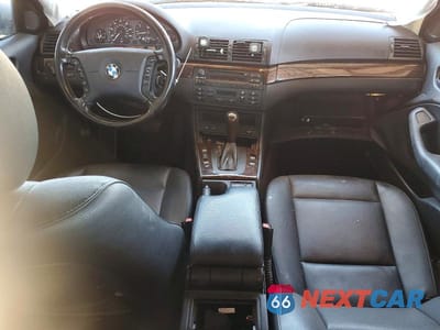 Zdjęcie 8 z 12 samochodu: 2005 BMW 325 I VIN:WBAET37405NJ85231 - miniatura