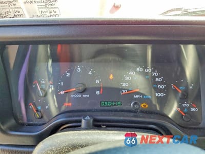Zdjęcie 9 z 13 samochodu: 2005 JEEP WRANGLER / TJ UNLIMITED VIN:1J4FA44SX5P362937 - miniatura