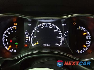 Zdjęcie 9 z 14 samochodu: 2019 JEEP GRAND CHEROKEE LIMITED VIN:1C4RJFBG8KC739765 - miniatura