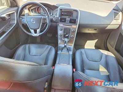 Zdjęcie 8 z 13 samochodu: 2015 VOLVO XC60 T6 PREMIER VIN:YV4902RB9F2586229 - miniatura