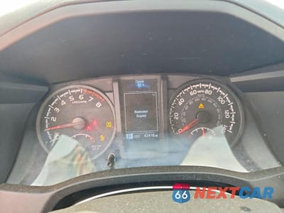 Zdjęcie 9 z 12 samochodu: 2023 TOYOTA TACOMA SR V6 VIN:3TMCZ5AN9PM646915 - miniatura