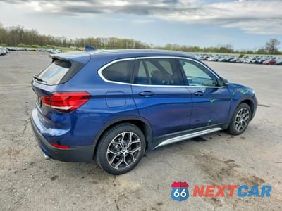 Trzecie zdjęcie samochodu z tyłu: 2021 BMW X1 XDRIVE28I VIN:WBXJG9C08M3M73460 - miniatura