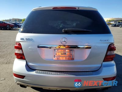 Zdjęcie 6 z 11 samochodu: 2009 MERCEDES-BENZ ML 350 VIN:4JGBB86E69A477670 - miniatura