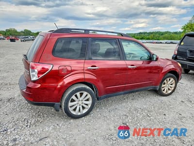 Trzecie zdjęcie samochodu z tyłu: 2011 SUBARU FORESTER 2.5X PREMIUM VIN:JF2SHADC3BH703934 - miniatura