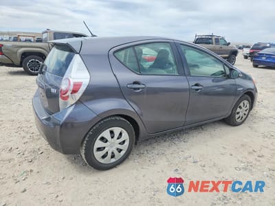 Trzecie zdjęcie samochodu z tyłu: 2014 TOYOTA PRIUS C ONE VIN:JTDKDTB37E1076399 - miniatura