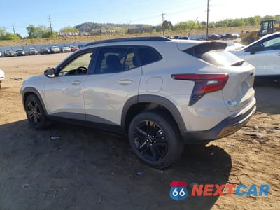 Drugie zdjęcie samochodu z przodu: 2026 CHEVROLET TRAX ACTIV VIN:KL77LKEPXTC078843 - miniatura