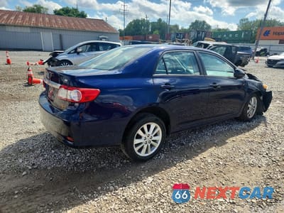 Trzecie zdjęcie samochodu z tyłu: 2012 TOYOTA COROLLA LE VIN:2T1BU4EE4CC881496 - miniatura