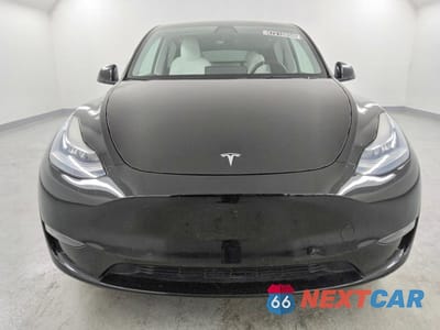 Piąte zdjęcie samochodu w środku: 2021 TESLA MODEL Y VIN:5YJYGAEE6MF201613 - miniatura