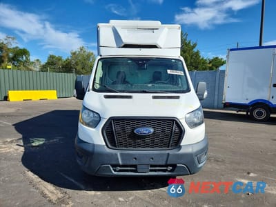 Piąte zdjęcie samochodu w środku: 2020 FORD TRANSIT T-350 VIN:1FDBW5Z80LKB30328 - miniatura