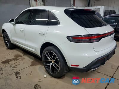Drugie zdjęcie samochodu z przodu: 2023 PORSCHE MACAN BASE VIN:WP1AA2A50PLB05703 - miniatura