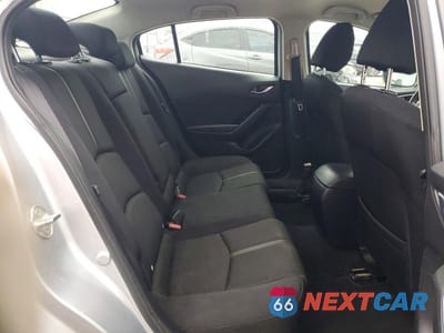 Zdjęcie 10 z 11 samochodu: 2017 MAZDA 3 SPORT VIN:3MZBN1U75HM157519 - miniatura