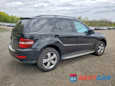 Trzecie zdjęcie samochodu z tyłu: 2009 MERCEDES-BENZ ML 350 VIN:4JGBB86E89A530434 - miniatura