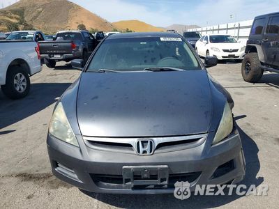 Piąte zdjęcie samochodu w środku: 2007 HONDA ACCORD LX VIN:1HGCM56467A184701 - miniatura