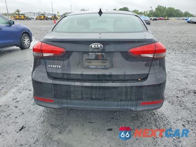 Zdjęcie 6 z 11 samochodu: 2017 KIA FORTE LX VIN:3KPFK4A73HE102614 - miniatura