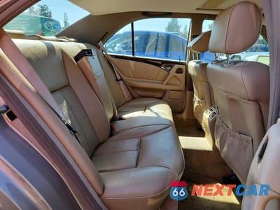 Zdjęcie 10 z 11 samochodu: 1998 MERCEDES-BENZ E 320 4MATIC VIN:WDBJF82F0WX004082 - miniatura