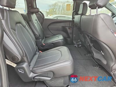 Zdjęcie 11 z 12 samochodu: 2026 CHRYSLER PACIFICA SELECT VIN:2C4RC1BG7TR240056 - miniatura