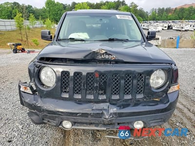 Piąte zdjęcie samochodu w środku: 2017 JEEP PATRIOT LATITUDE VIN:1C4NJPFA6HD211817 - miniatura