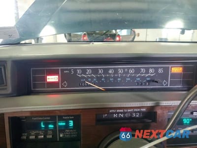 Zdjęcie 9 z 13 samochodu: 1992 CADILLAC DEVILLE VIN:1G6CD53B7N4251063 - miniatura
