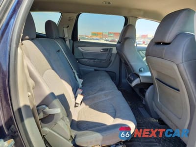 Zdjęcie 11 z 12 samochodu: 2016 CHEVROLET TRAVERSE LS VIN:1GNKRFED4GJ103432 - miniatura