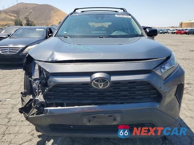 Piąte zdjęcie samochodu w środku: 2019 TOYOTA RAV4 LE VIN:2T3H1RFV7KC009690 - miniatura