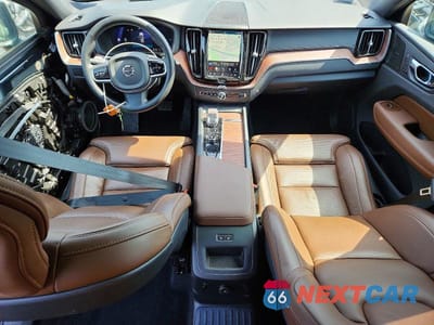 Zdjęcie 8 z 14 samochodu: 2025 VOLVO XC60 ULTRA VIN:YV4H60RM4S1101995 - miniatura
