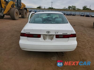 Zdjęcie 6 z 11 samochodu: 1998 TOYOTA CAMRY LE V6 VIN:JT2BF22K6W0099510 - miniatura