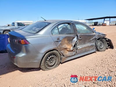 Trzecie zdjęcie samochodu z tyłu: 2014 MITSUBISHI LANCER ES VIN:JA32U2FU1EU010795 - miniatura