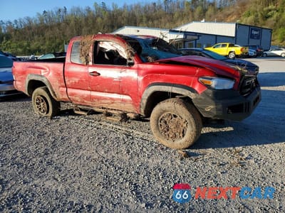 Czwarte zdjęcie samochodu z boku: 2019 TOYOTA TACOMA SR V6 VIN:5TFSZ5AN1KX168245 - miniatura