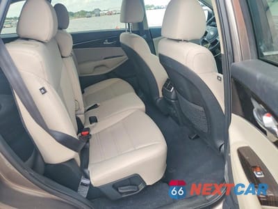 Zdjęcie 10 z 13 samochodu: 2019 KIA SORENTO LX V6 VIN:5XYPGDA53KG565996 - miniatura
