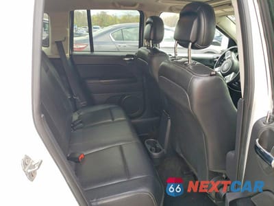 Zdjęcie 10 z 12 samochodu: 2015 JEEP COMPASS LATITUDE VIN:1C4NJDEB9FD120725 - miniatura