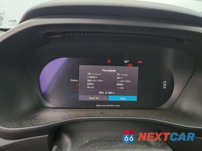 Zdjęcie 9 z 14 samochodu: 2022 VOLVO XC40 P8 RECHARGE PLUS VIN:YV4ED3UR5N2762365 - miniatura