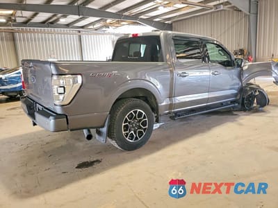 Trzecie zdjęcie samochodu z tyłu: 2021 FORD F150 SUPERCREW VIN:1FTEW1EP4MFC99527 - miniatura