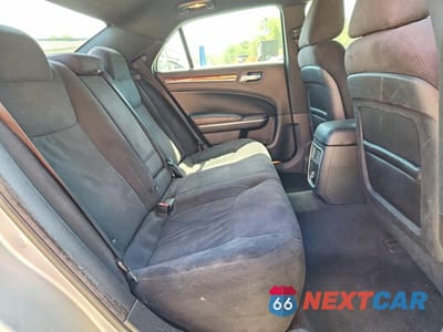 Zdjęcie 10 z 12 samochodu: 2012 CHRYSLER 300 VIN:2C3CCAAGXCH126733 - miniatura
