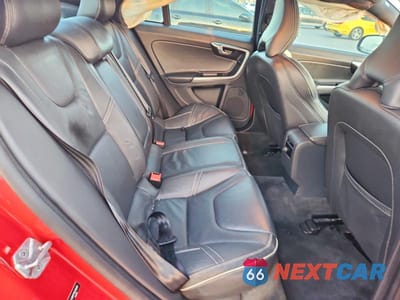Zdjęcie 10 z 12 samochodu: 2016 VOLVO S60 R DESIGN VIN:YV126MFP9G2395064 - miniatura