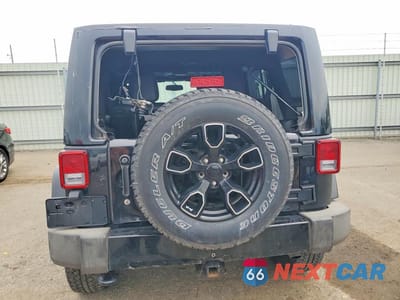 Zdjęcie 6 z 13 samochodu: 2018 JEEP WRANGLER UNLIMITED SAHARA VIN:1C4BJWEG9JL868416 - miniatura