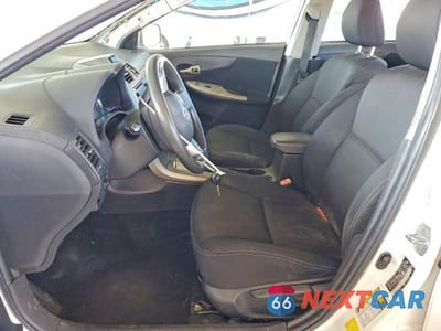 Zdjęcie 7 z 12 samochodu: 2013 TOYOTA COROLLA S VIN:2T1BU4EE1DC963509 - miniatura