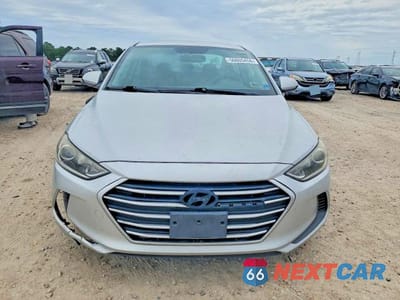 Piąte zdjęcie samochodu w środku: 2017 HYUNDAI ELANTRA SE VIN:KMHD84LF8HU223968 - miniatura
