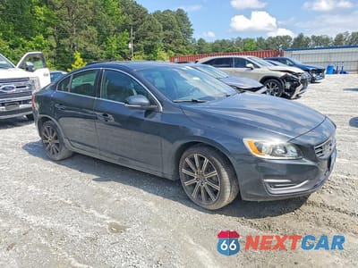 Czwarte zdjęcie samochodu z boku: 2015 VOLVO S60 PLATINUM VIN:YV1612TD9F2306557 - miniatura