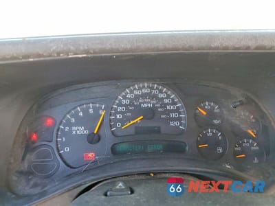 Zdjęcie 9 z 12 samochodu: 2004 CHEVROLET SILVERADO C1500 VIN:2GCEC19T641400185 - miniatura