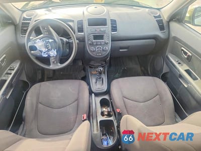 Zdjęcie 8 z 12 samochodu: 2013 KIA SOUL BASE VIN:KNDJT2A57D7618883 - miniatura