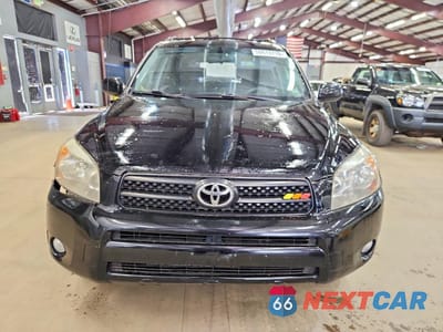 Piąte zdjęcie samochodu w środku: 2006 TOYOTA RAV4 SPORT VIN:JTMBD32V765015632 - miniatura