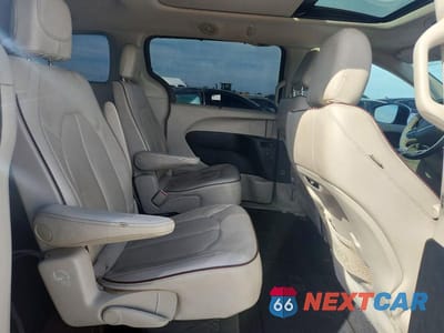 Zdjęcie 10 z 12 samochodu: 2020 CHRYSLER PACIFICA LIMITED VIN:2C4RC1GG1LR127860 - miniatura