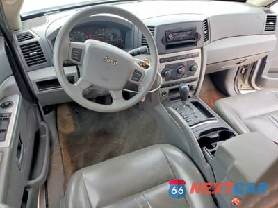Zdjęcie 8 z 12 samochodu: 2005 JEEP GRAND CHEROKEE LAREDO VIN:1J4GR48K25C690058 - miniatura