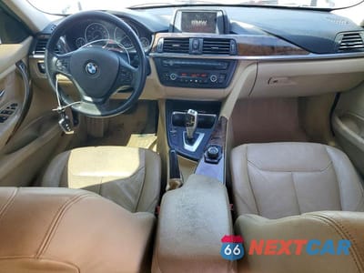 Zdjęcie 8 z 12 samochodu: 2013 BMW 328 I VIN:WBA3A5C52DF356044 - miniatura