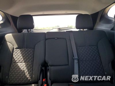Zdjęcie 10 z 13 samochodu: 2021 CHEVROLET BLAZER 1LT VIN:3GNKBBRA2MS540465 - miniatura