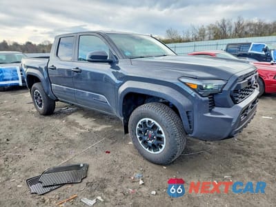 Czwarte zdjęcie samochodu z boku: 2024 TOYOTA TACOMA TRD OFF-ROAD VIN:3TMLB5JN3RM071038 - miniatura